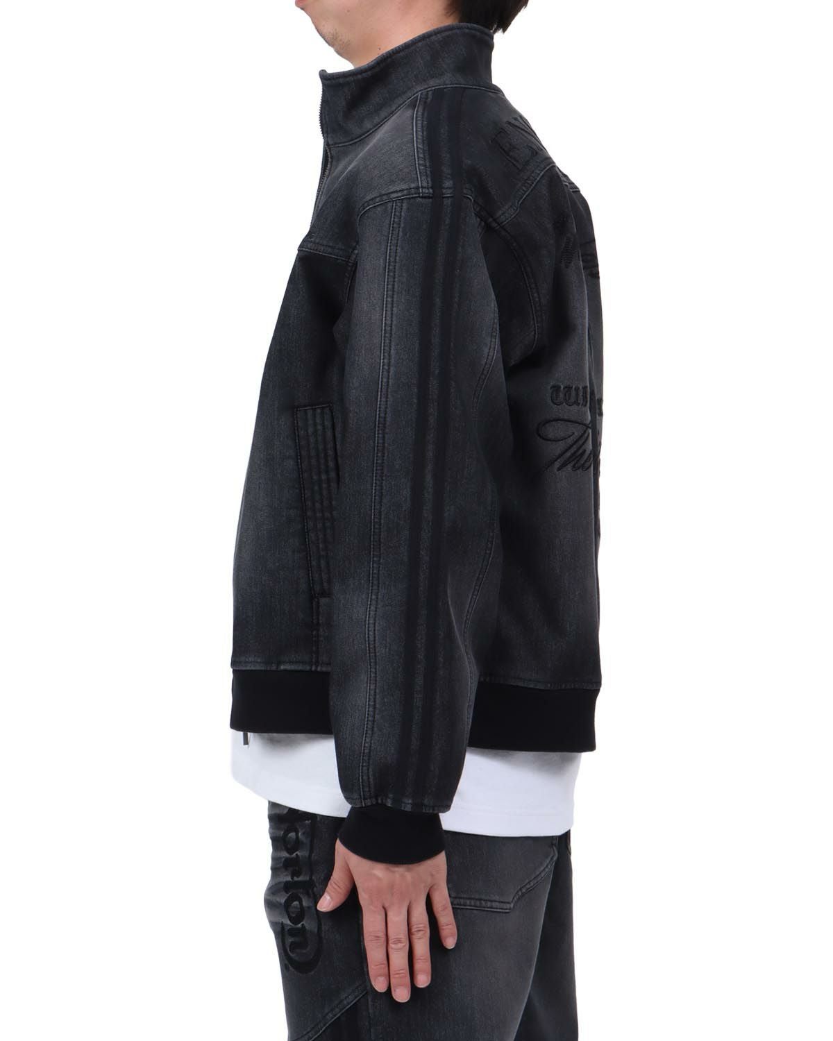 ブラック：174cm62kg(Lサイズ着用)