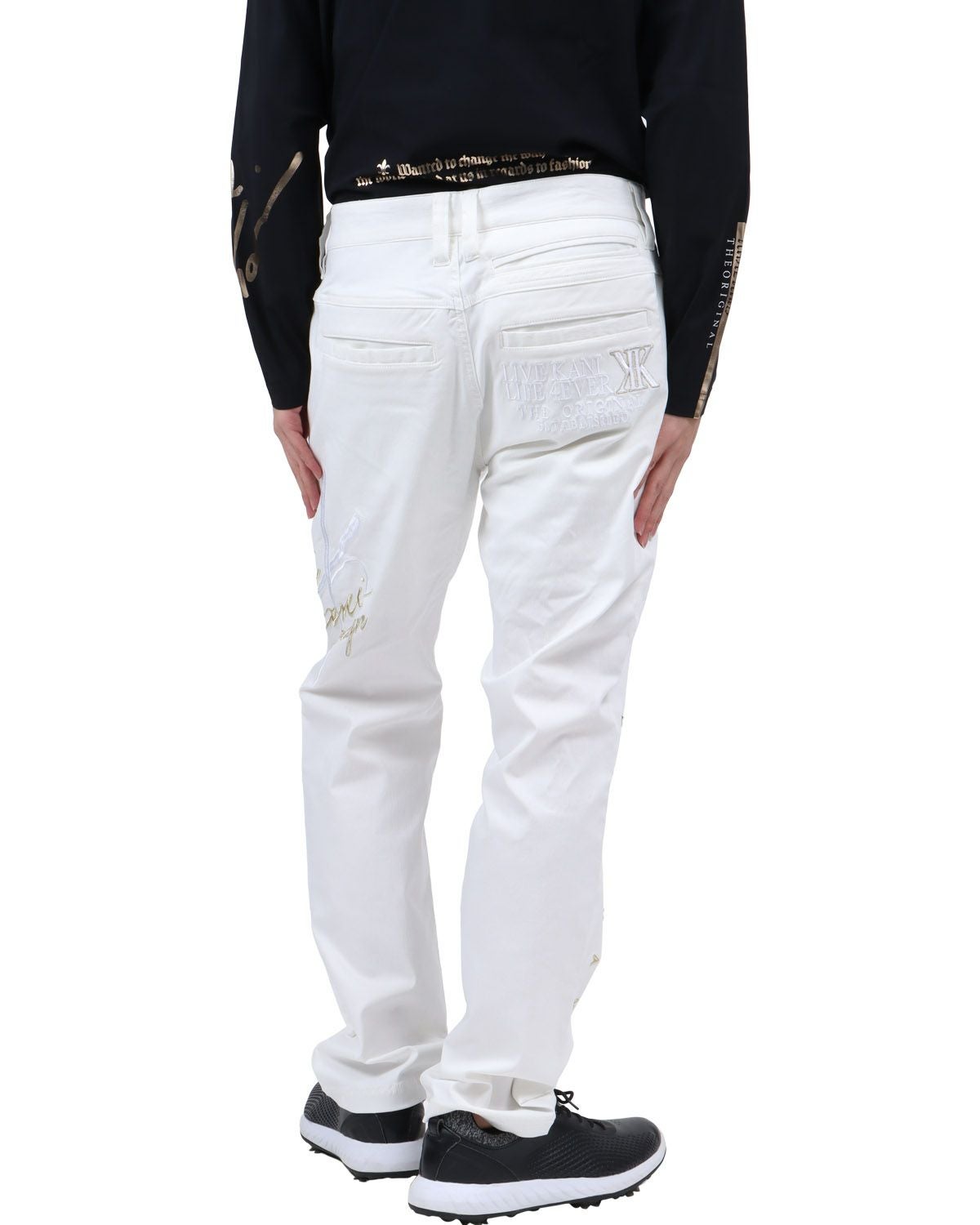 ホワイト：173cm63kg(34inc着用)