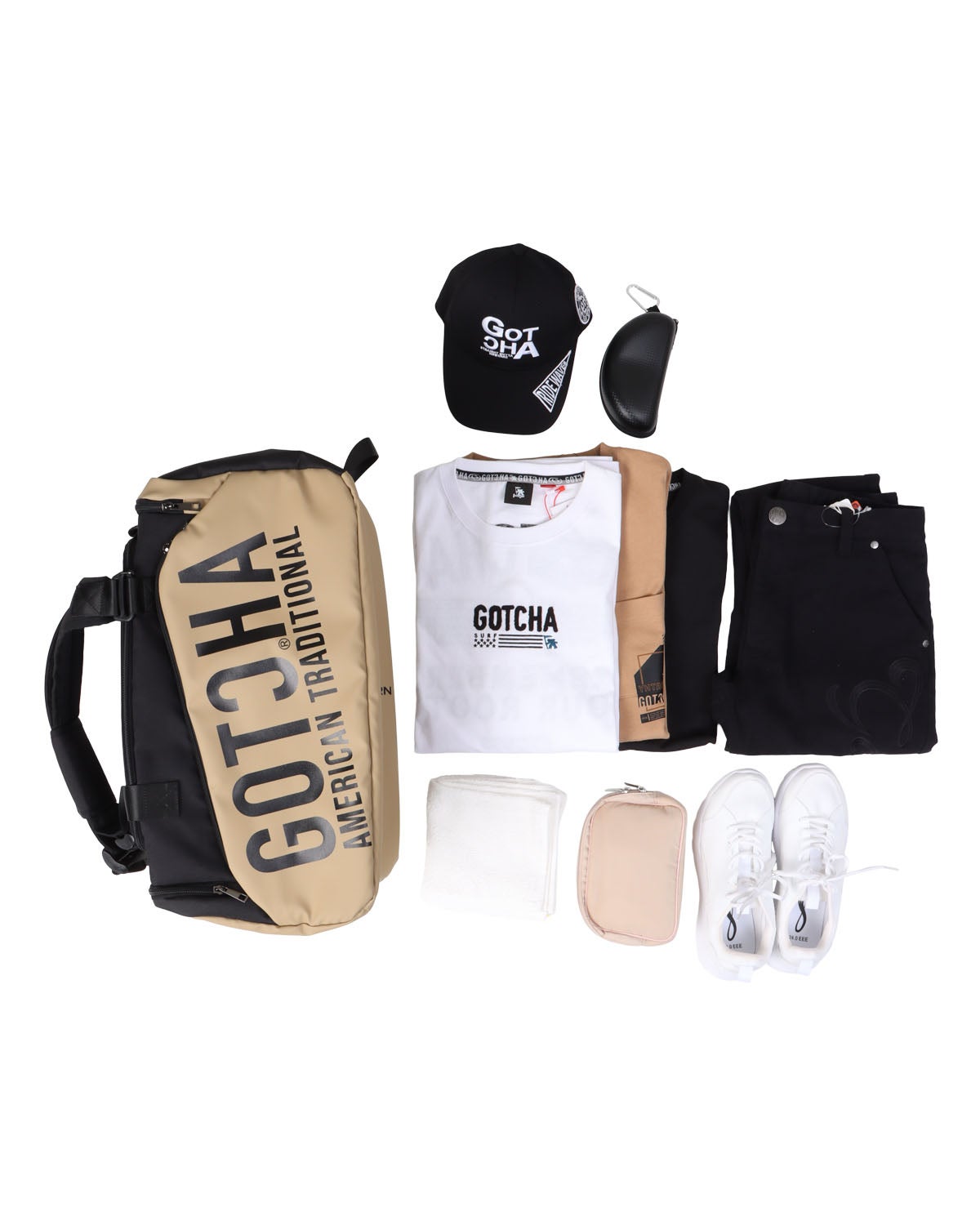GOTCHA ブラウン スリングバッグ 合成皮革 フロントポケット付き GOTCHA] エンボス ビッグロゴ ボディバッグ | PEET ONLINE STORE