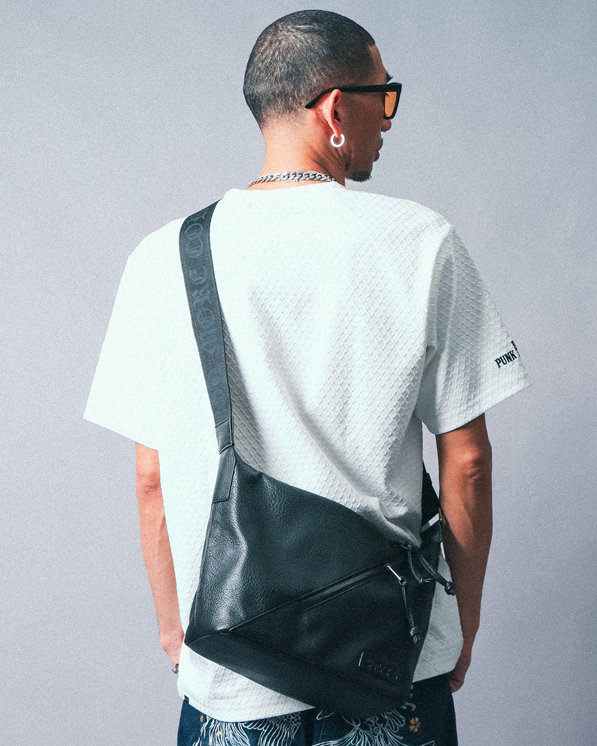 MCD] ロゴベルト PU ショルダーバッグ | PEET ONLINE STORE