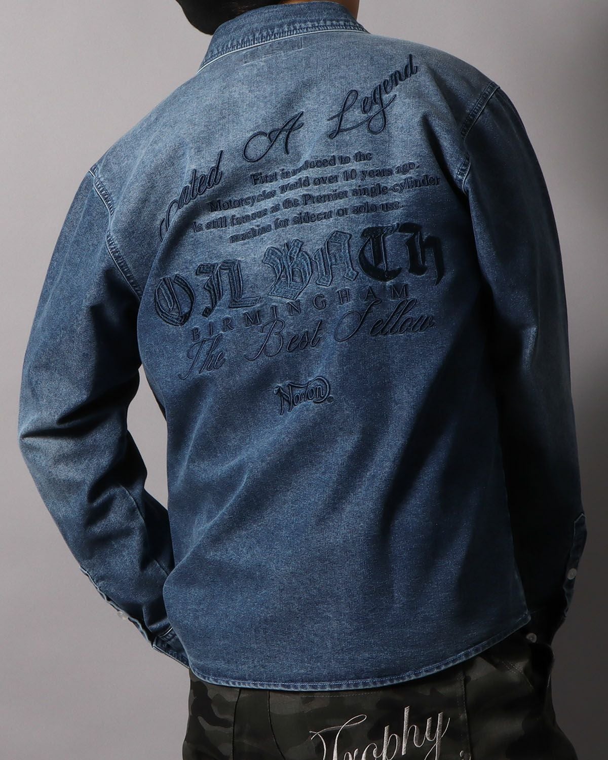 インディゴ：178cm/75kg(Lサイズ着用)