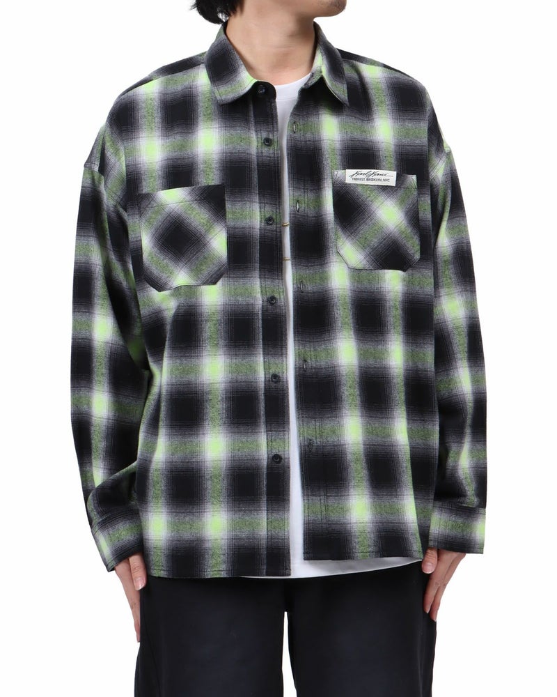 イエローグリーン：173cm63kg(Lサイズ着用)