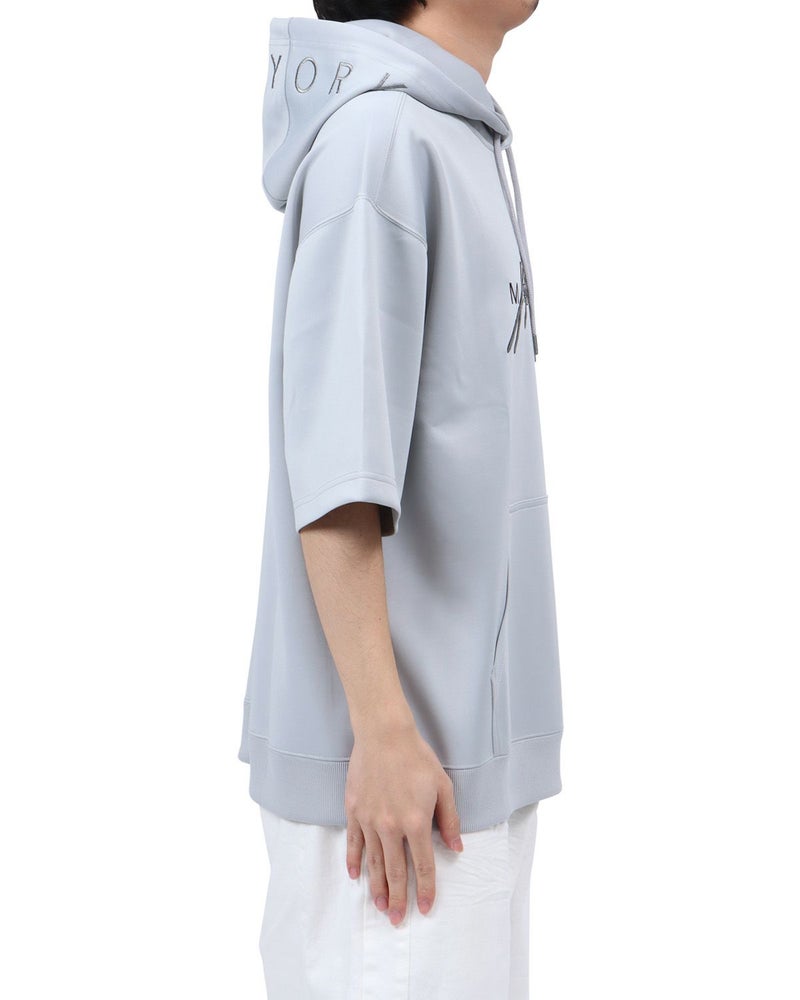 グレー：173cm63kg(Lサイズ着用)