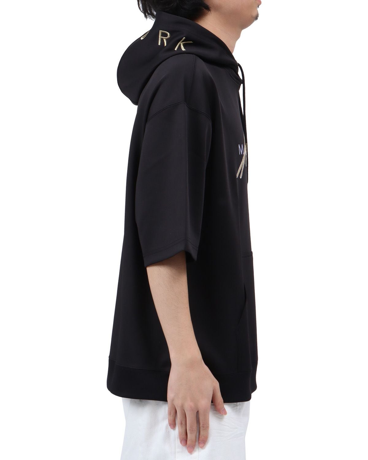 ブラック：173cm63kg(Lサイズ着用)