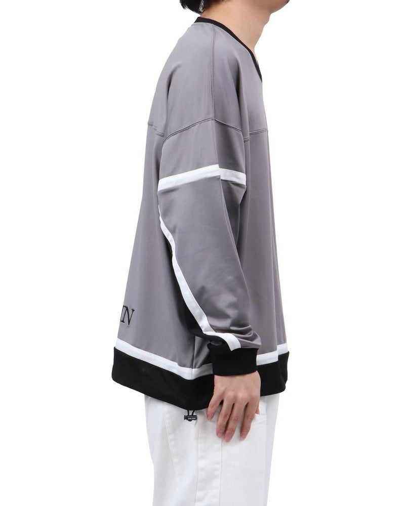 グレー：173cm63kg(Lサイズ着用)