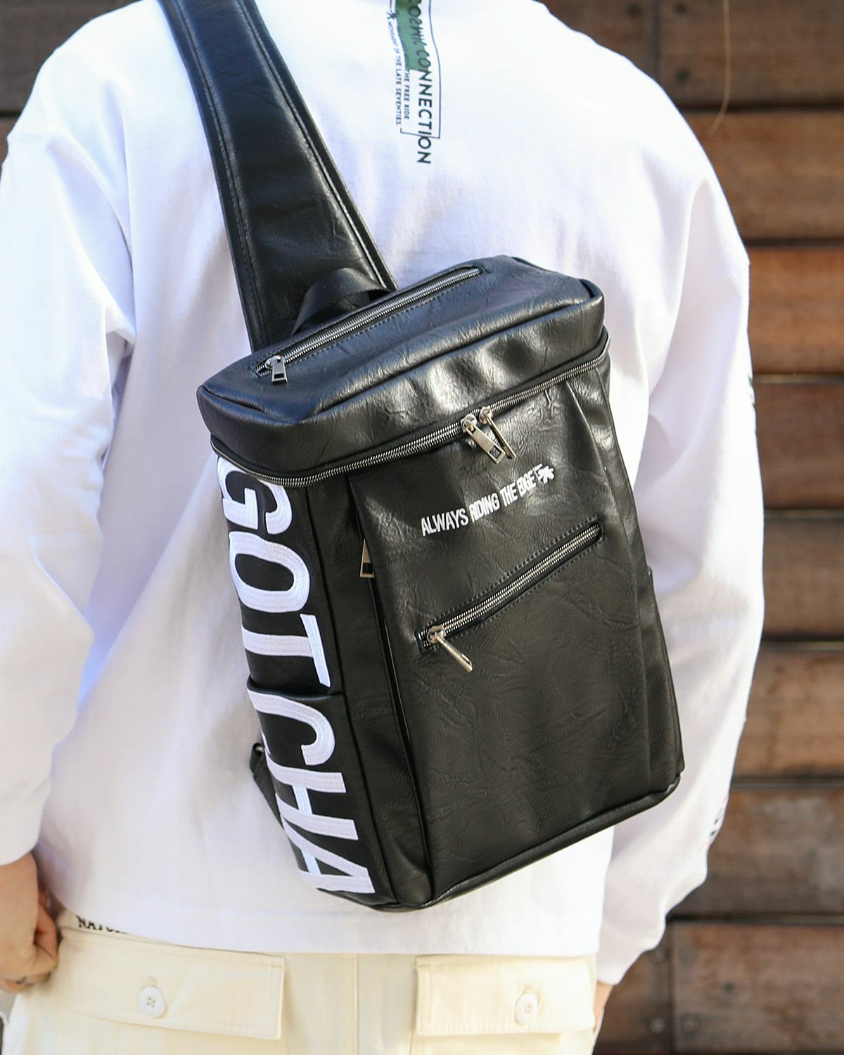 ボディバッグ | PEET ONLINE STORE