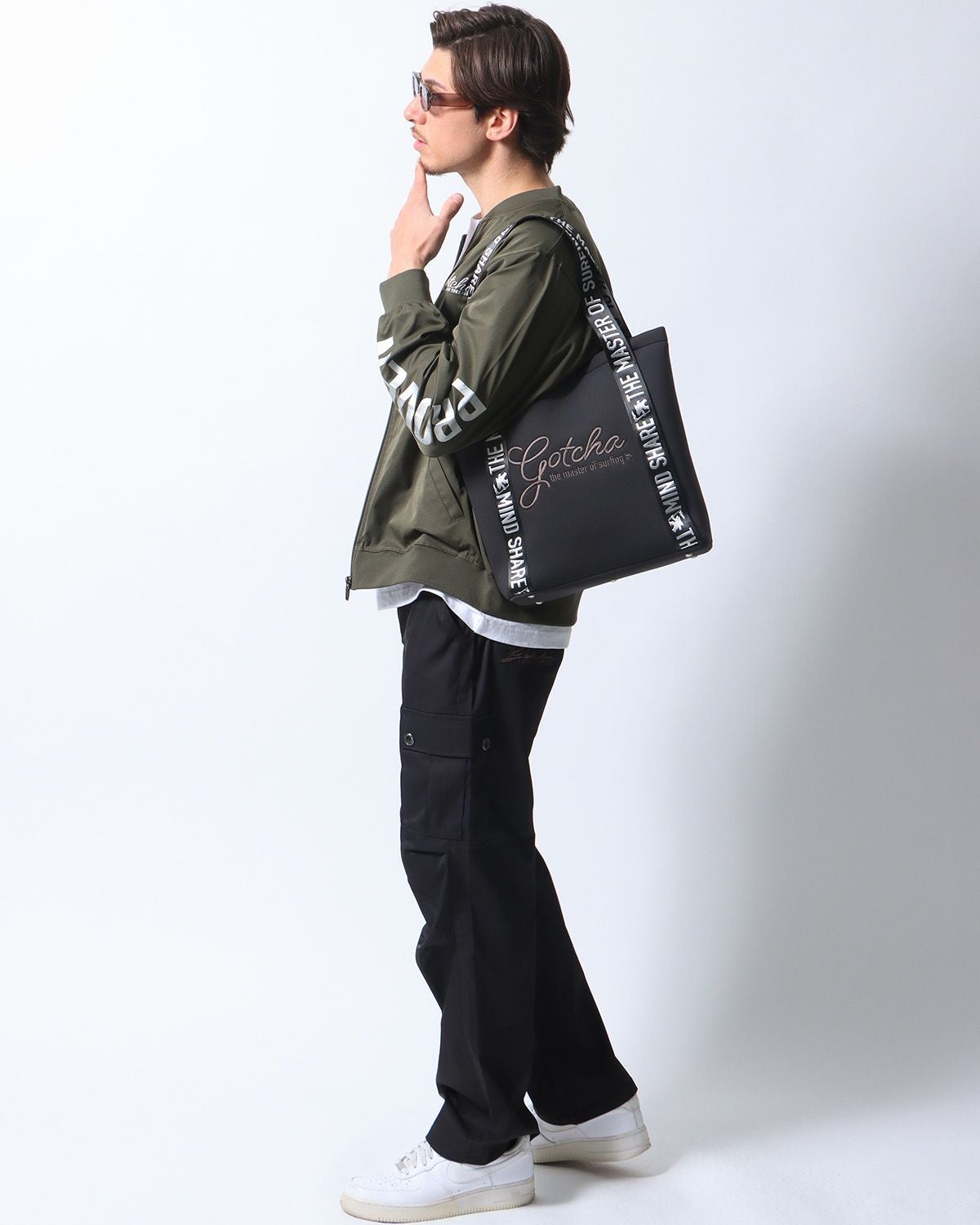 GOTCHA] ハンドルロゴ ネオプレーン トートバッグ | PEET ONLINE STORE