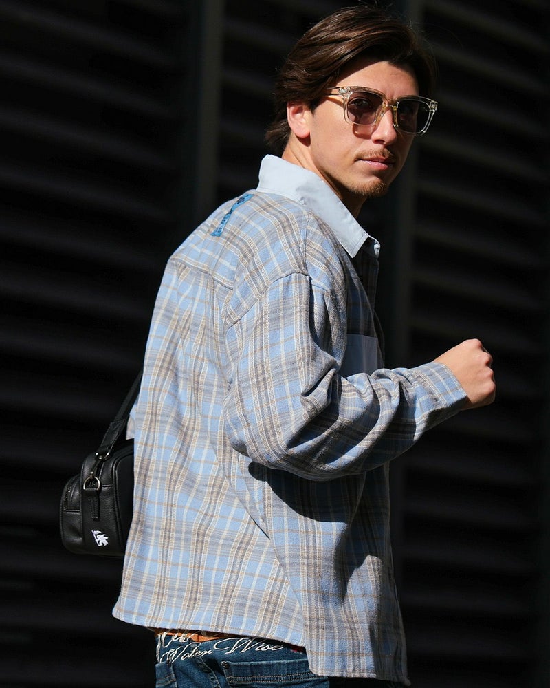 ブルー：180cm/70kg(Lサイズ着用)