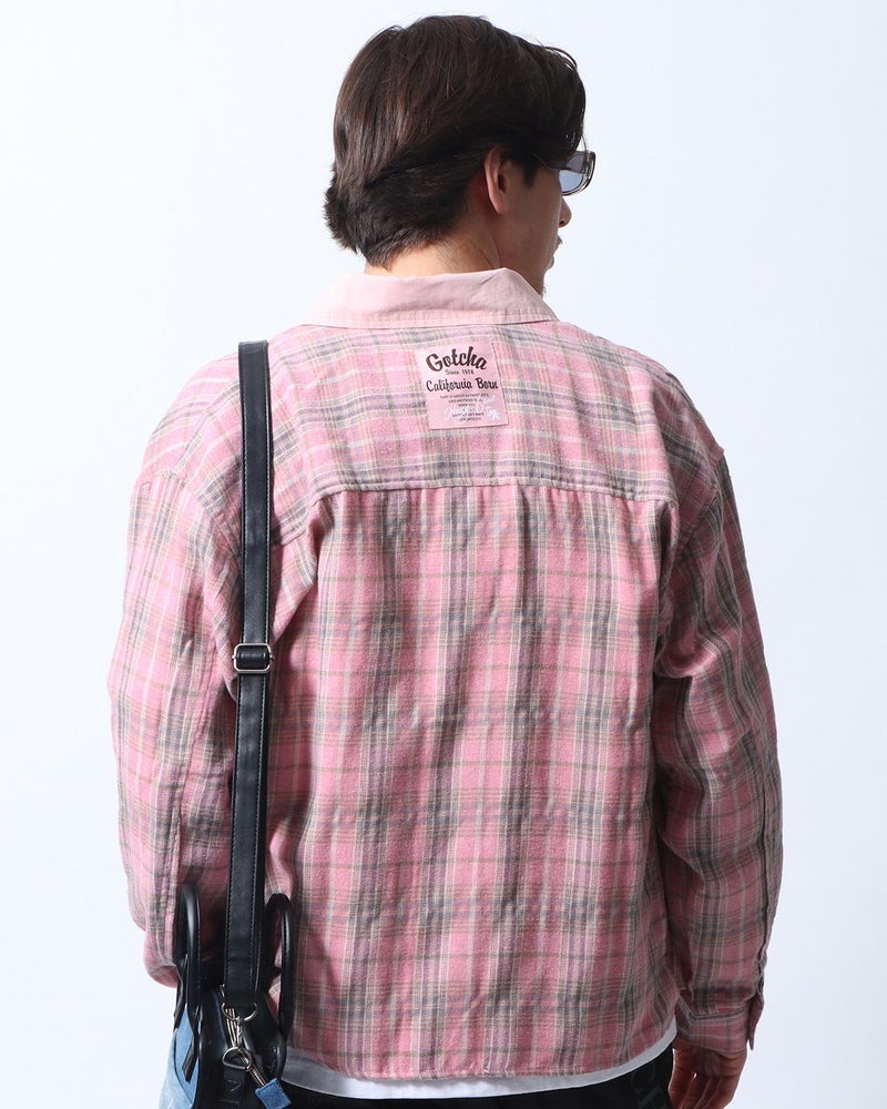 ピンク：180cm/70kg(Lサイズ着用)