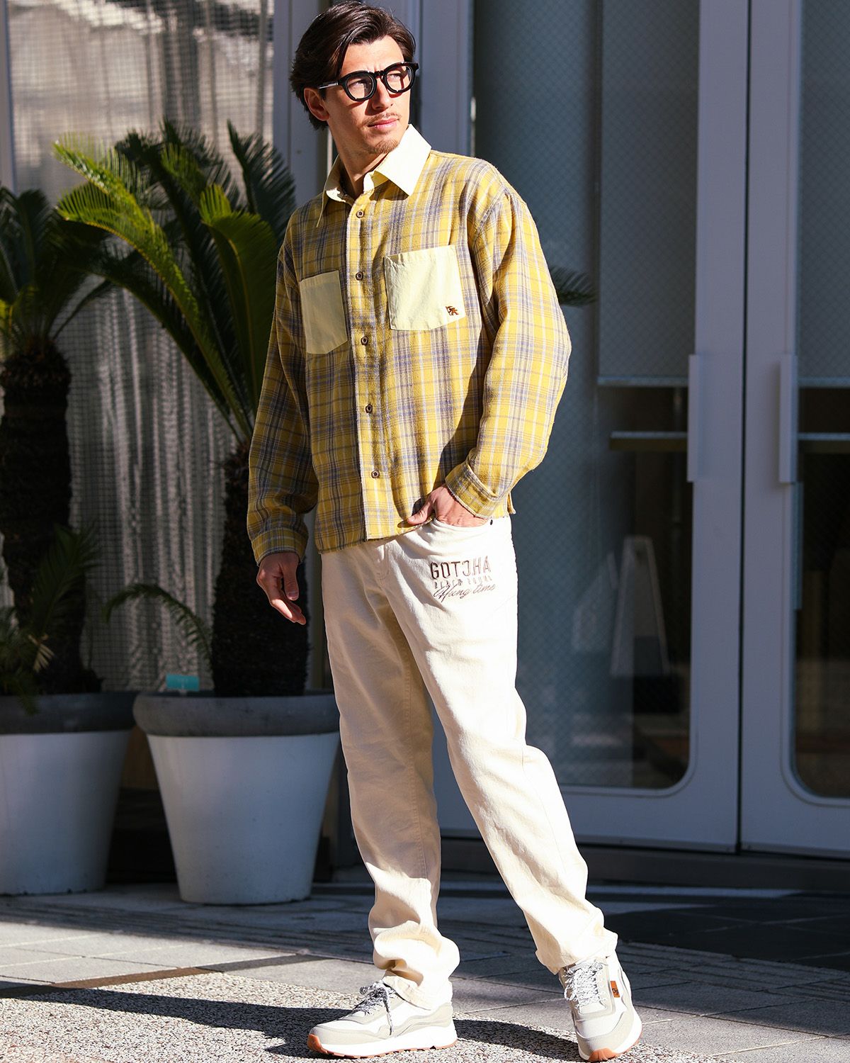 イエロー：180cm/70kg(Lサイズ着用)