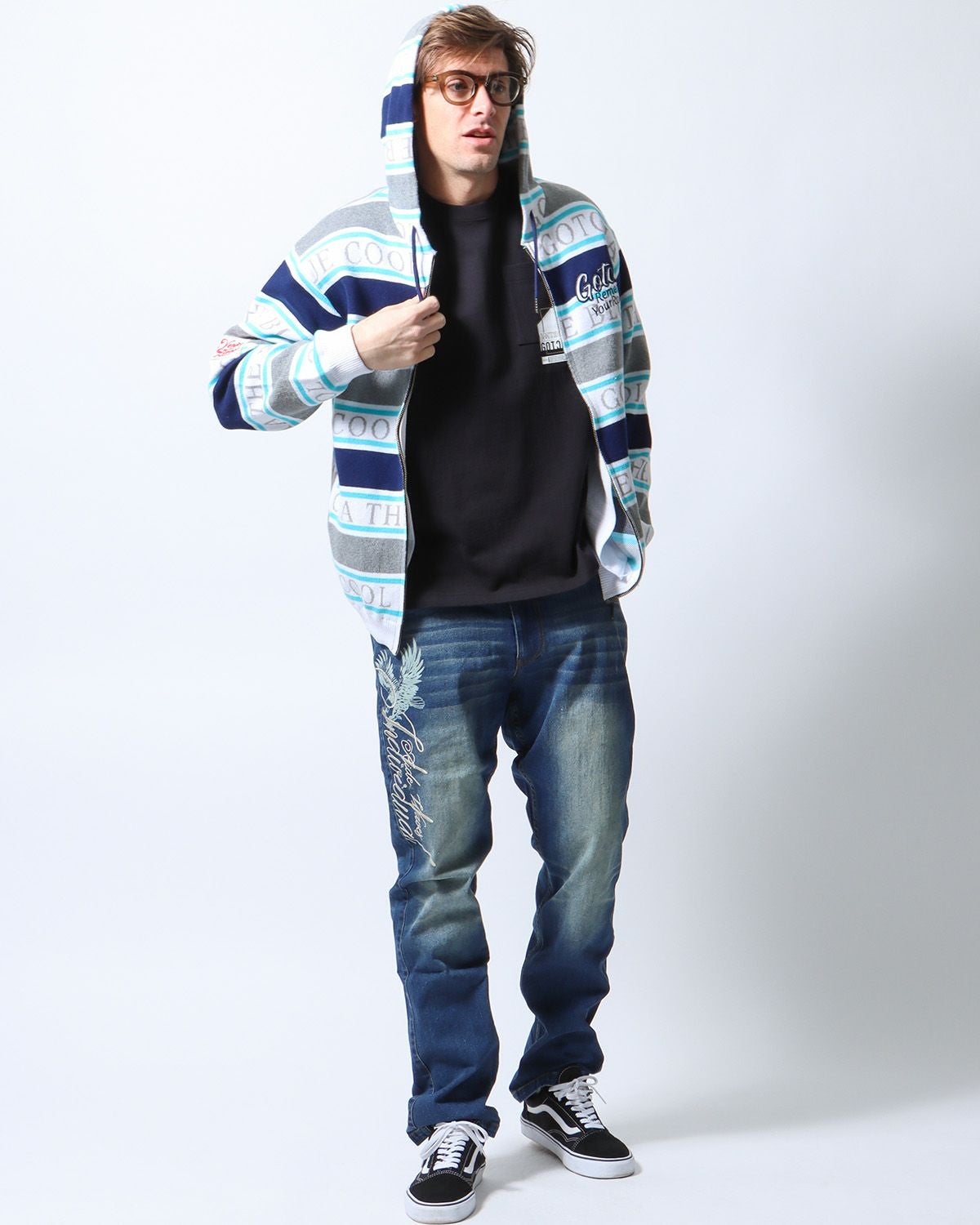 ネイビー：183cm/70kg(Lサイズ着用)