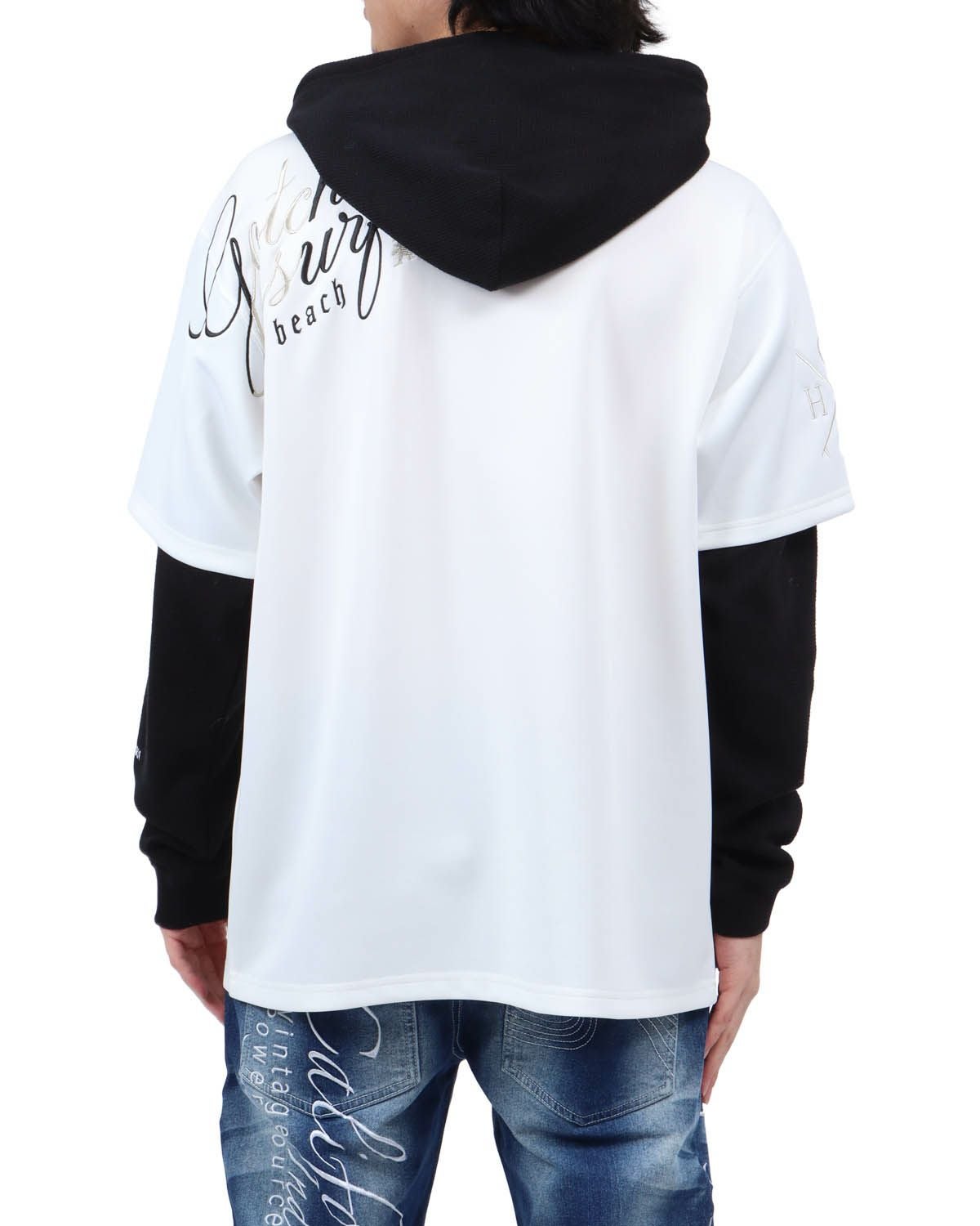 ホワイト：173cm63kg(Lサイズ着用)