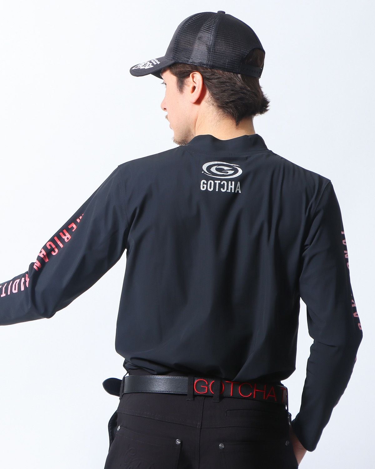 ブラック：180cm/70kg(Lサイズ着用)