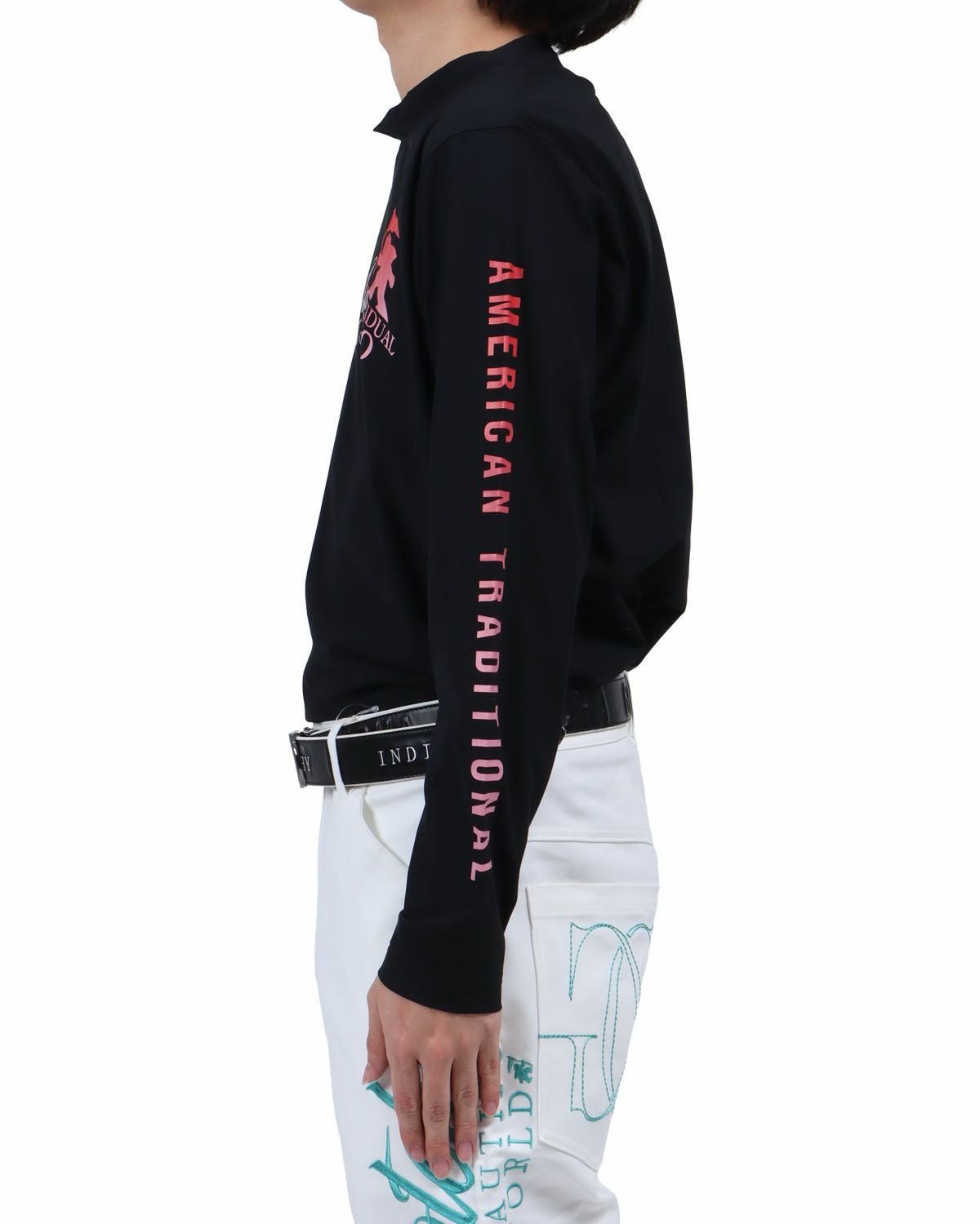 ブラック：173cm63kg(Lサイズ着用)