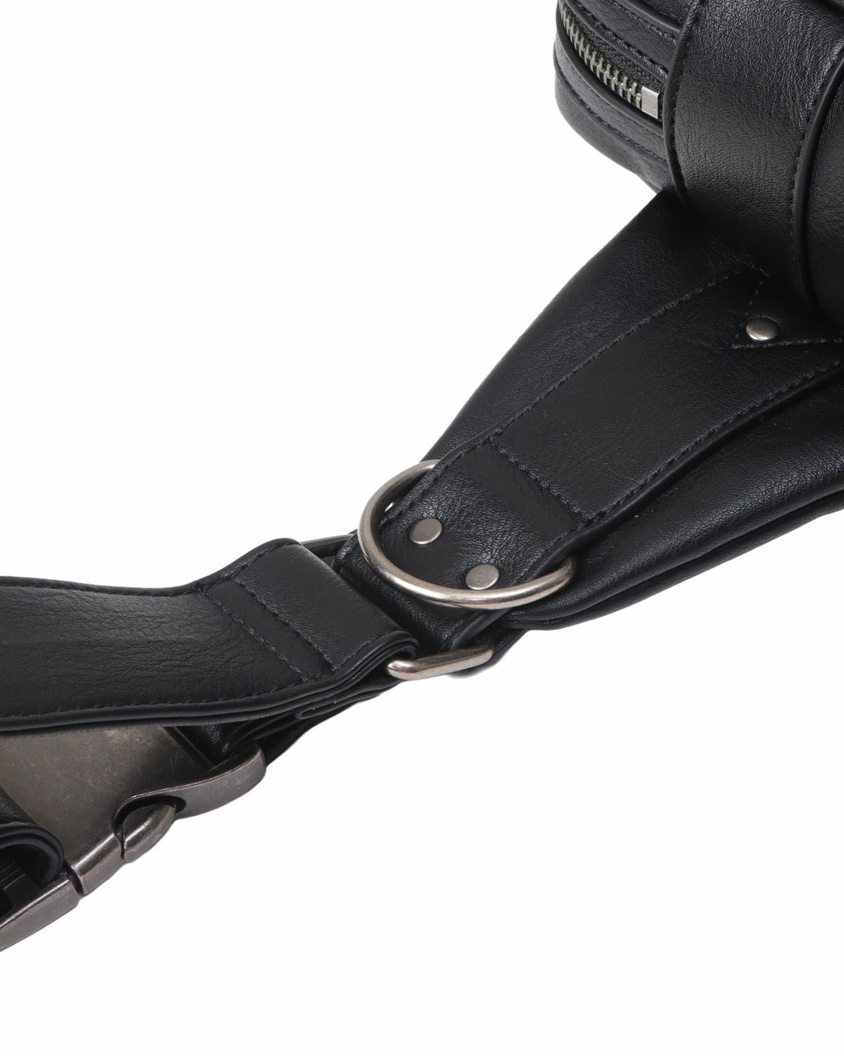 Norton] PUレザー スタッズ付き ボディバッグ | PEET ONLINE STORE