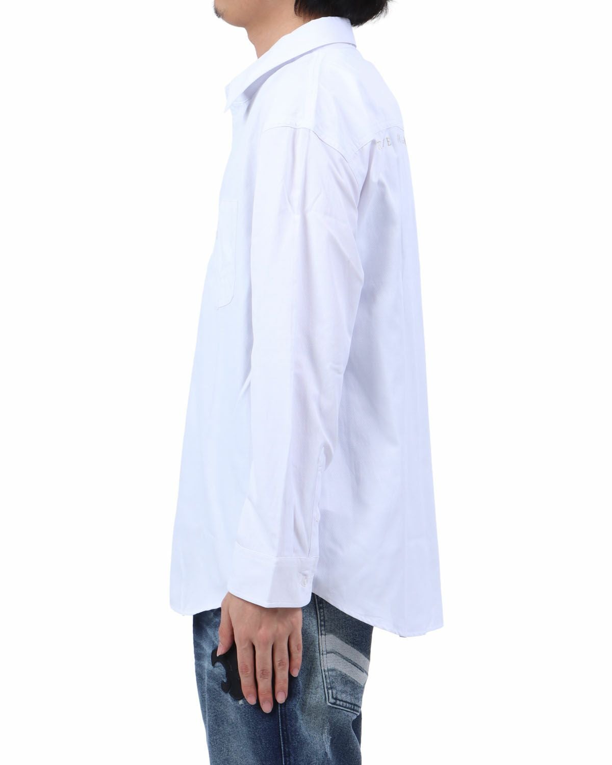 ホワイト：173cm63kg(Lサイズ着用)