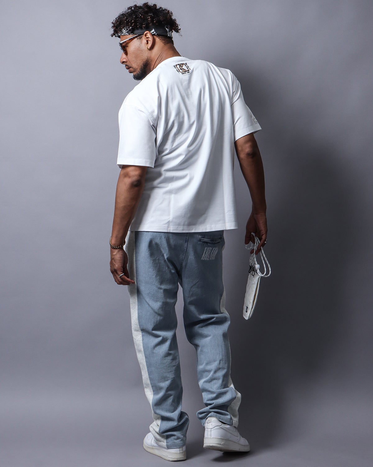 ホワイト：183cm(XLサイズ着用)