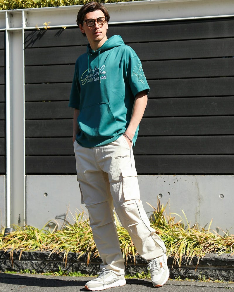 ダークグリーン：180cm/70kg(Lサイズ着用)