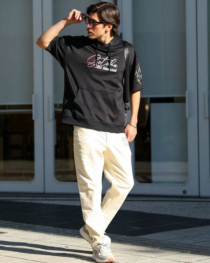 ブラック：180cm/70kg(Lサイズ着用)