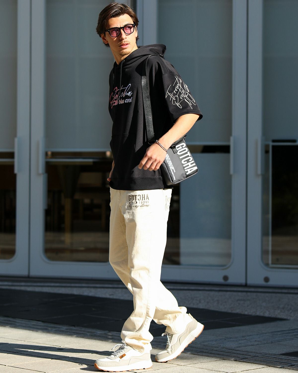 ブラック：180cm/70kg(Lサイズ着用)