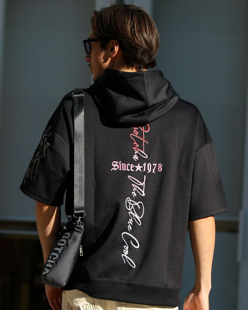 ブラック：180cm/70kg(Lサイズ着用)