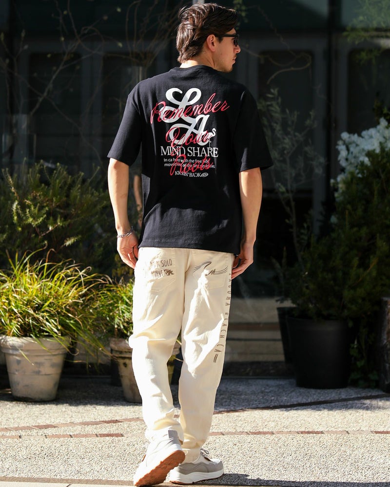 ブラック：180cm/70kg(Lサイズ着用)