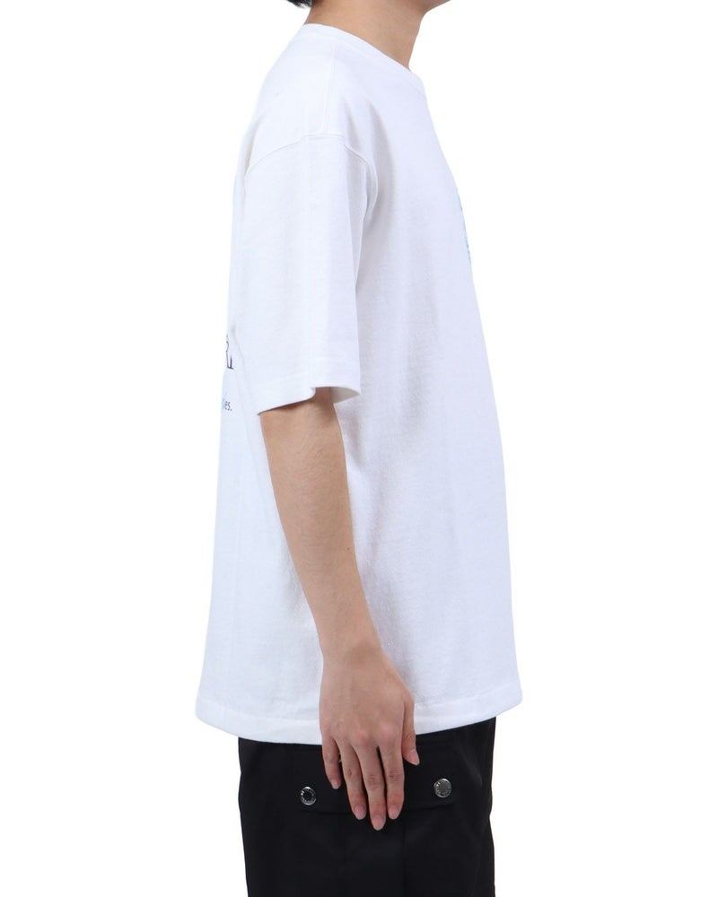 ホワイト：173cm63kg(Lサイズ着用)