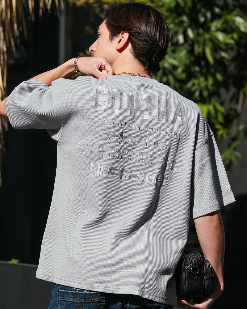 グレー：180cm/70kg(Lサイズ着用)