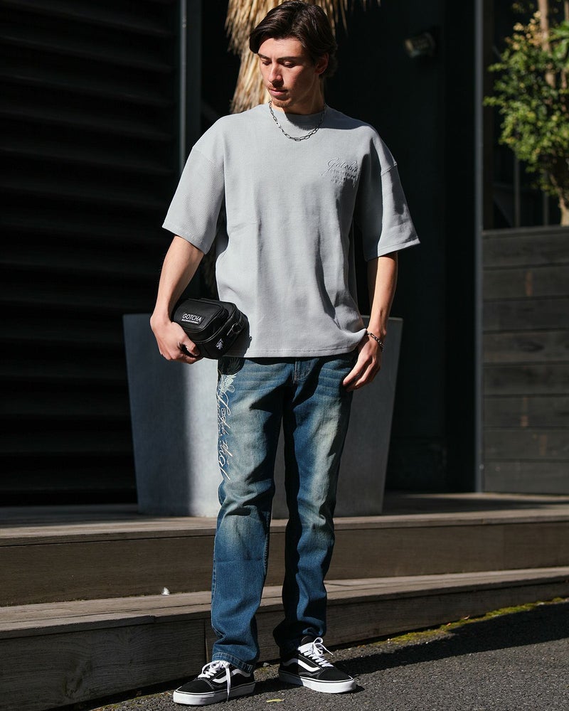 グレー：180cm/70kg(Lサイズ着用)