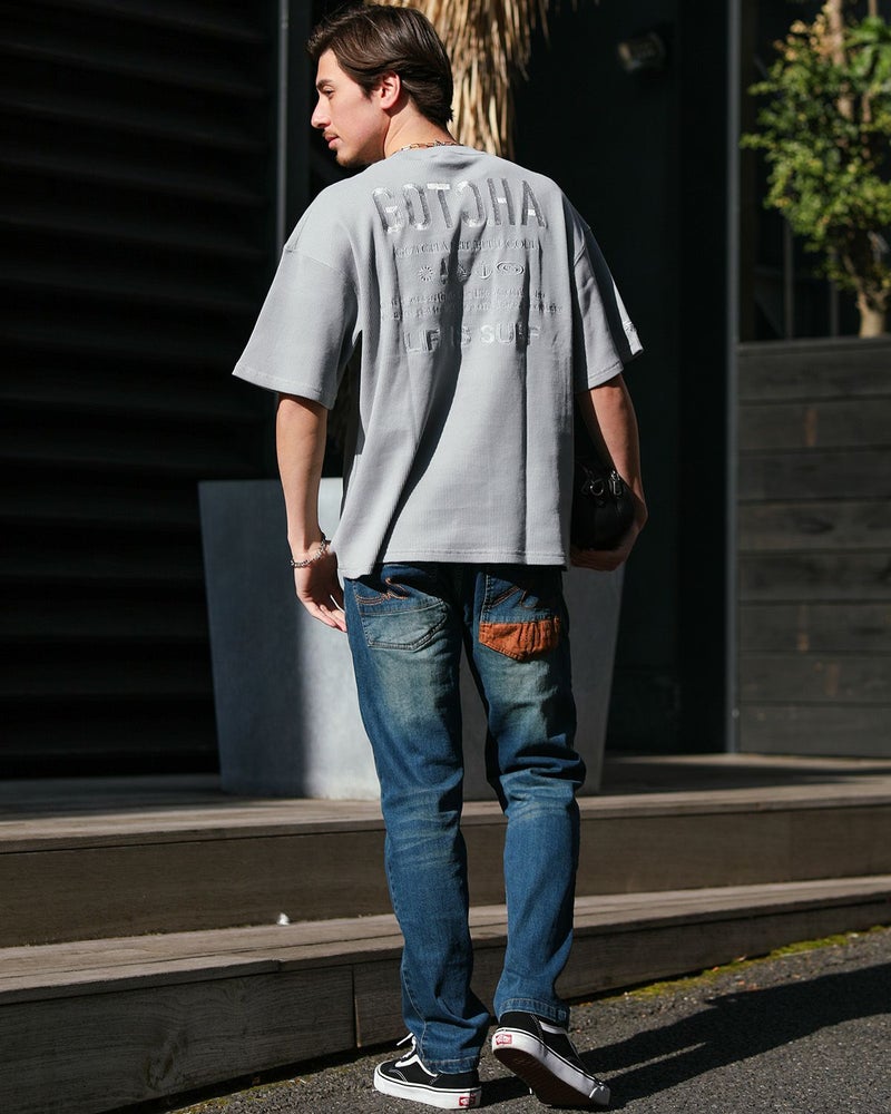 グレー：180cm/70kg(Lサイズ着用)