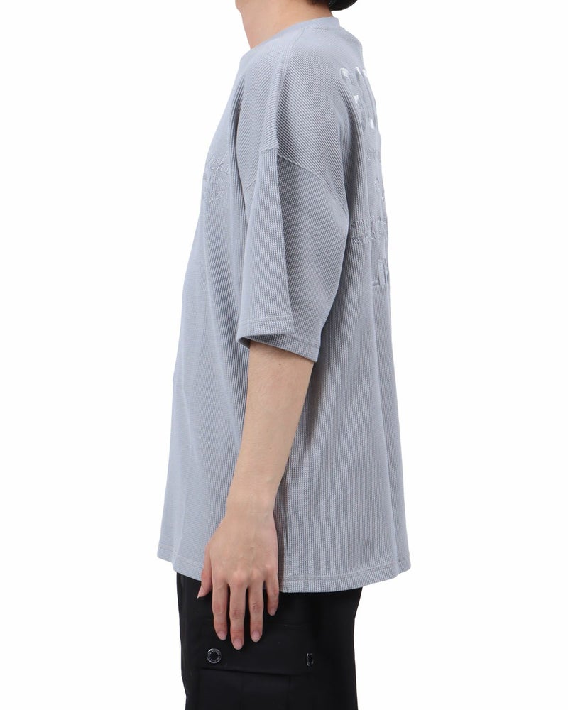 グレー：173cm63kg(Lサイズ着用)