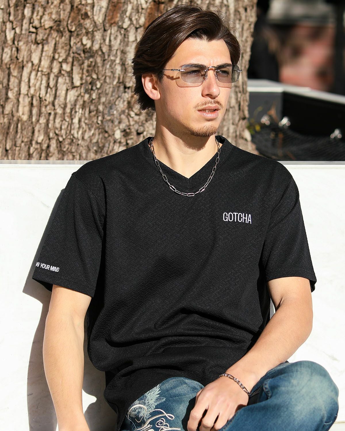 ブラック：180cm/70kg(Lサイズ着用)