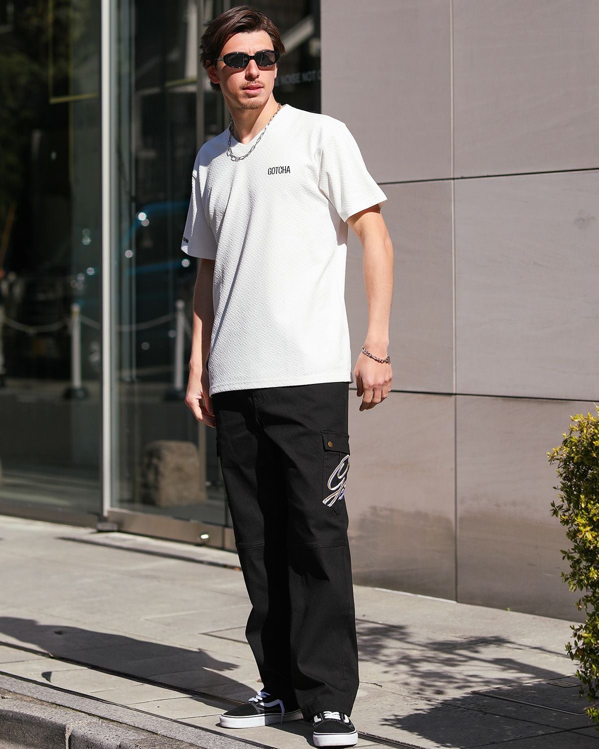 ホワイト：180cm/70kg(Lサイズ着用)