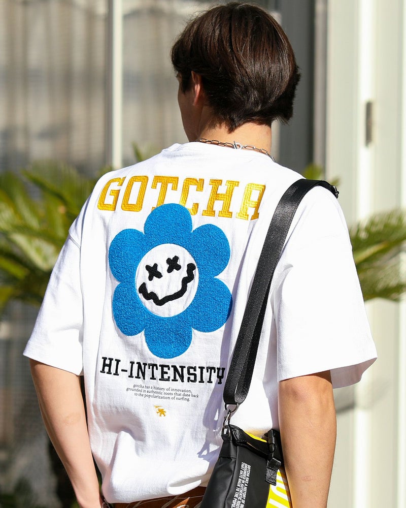 ホワイト：180cm/70kg(Lサイズ着用)