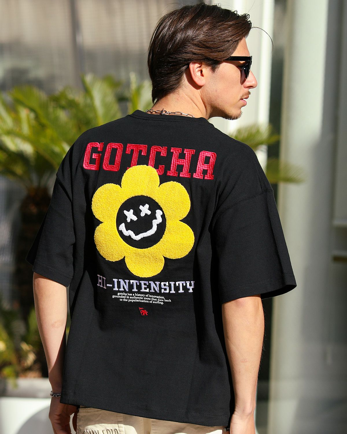 ブラック：180cm/70kg(Lサイズ着用)