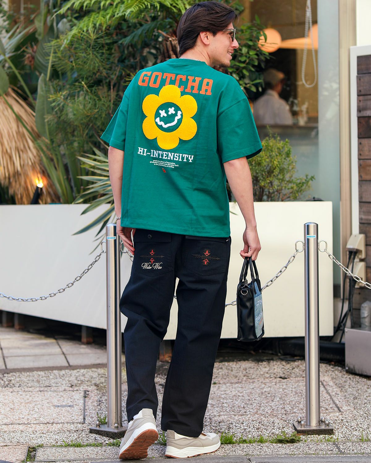 グリーン：180cm/70kg(Lサイズ着用)