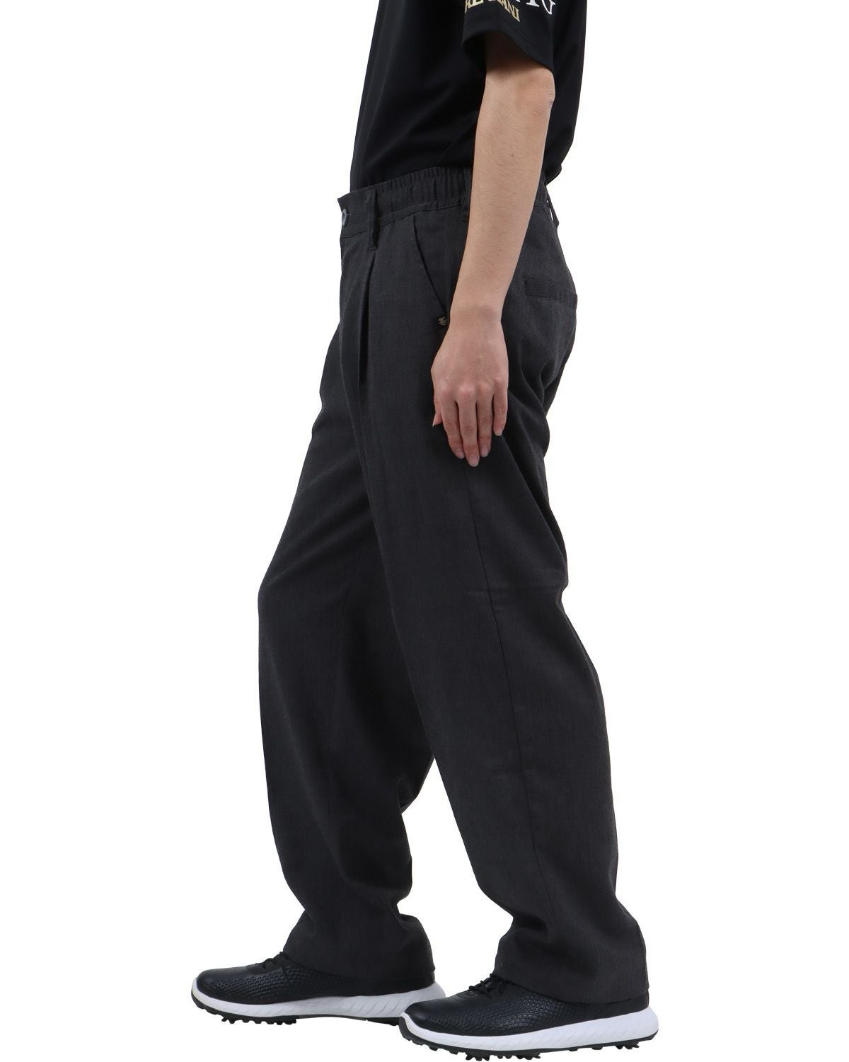 チャコール：173cm63kg(Lサイズ着用)