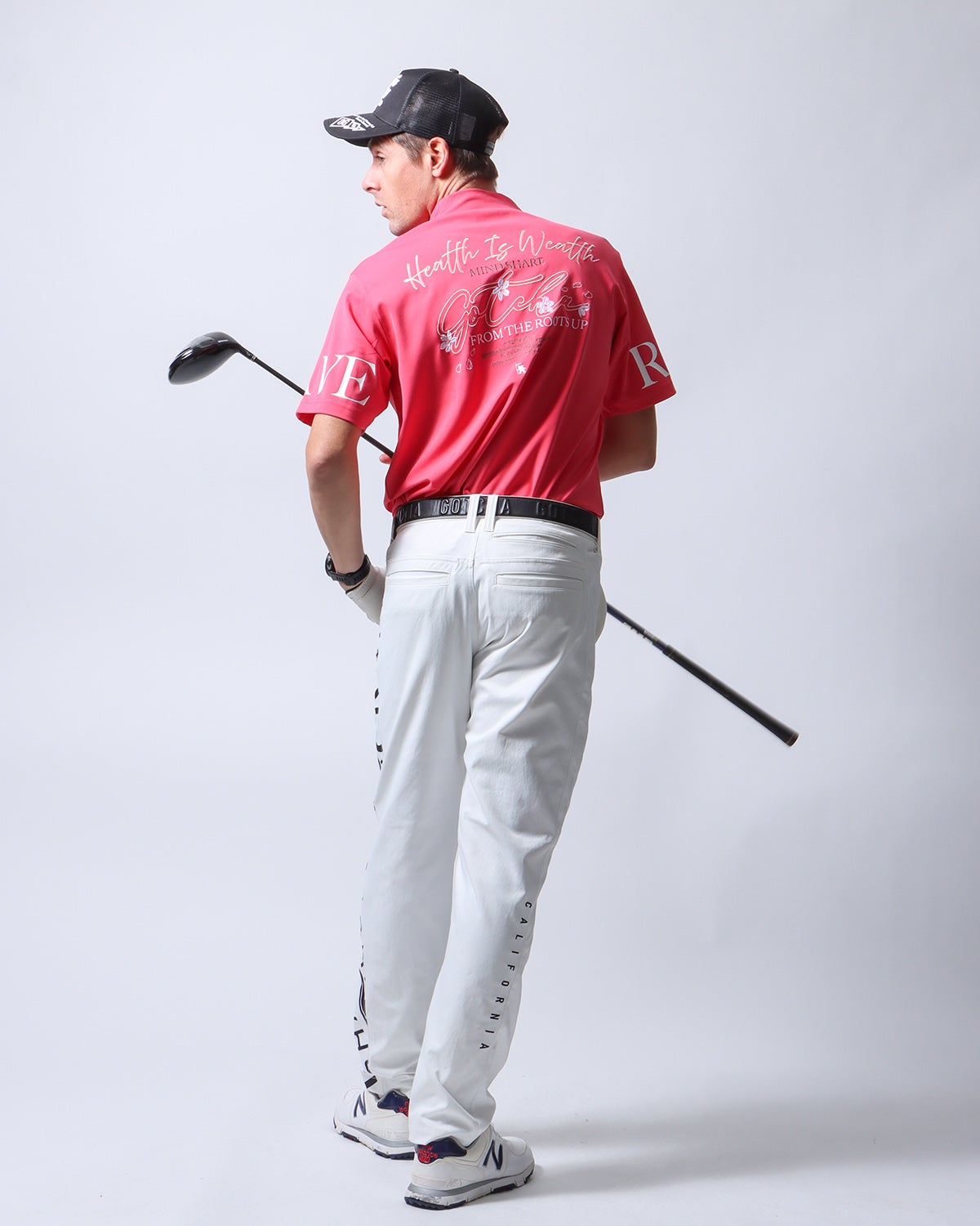 ピンク：183cm/70kg(Lサイズ着用)