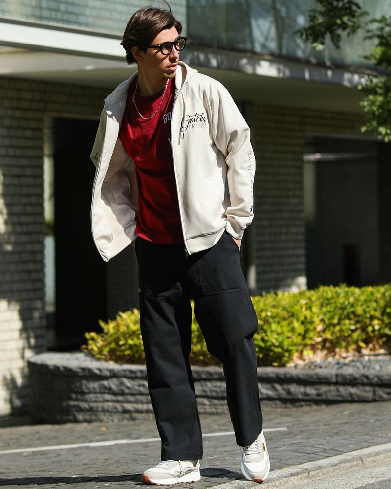 サンドベージュ：180cm/70kg(Lサイズ着用)