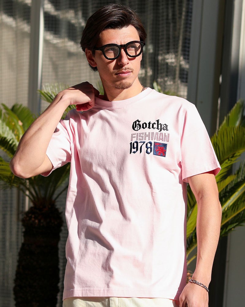 ベビーピンク：180cm/70kg(Lサイズ着用)