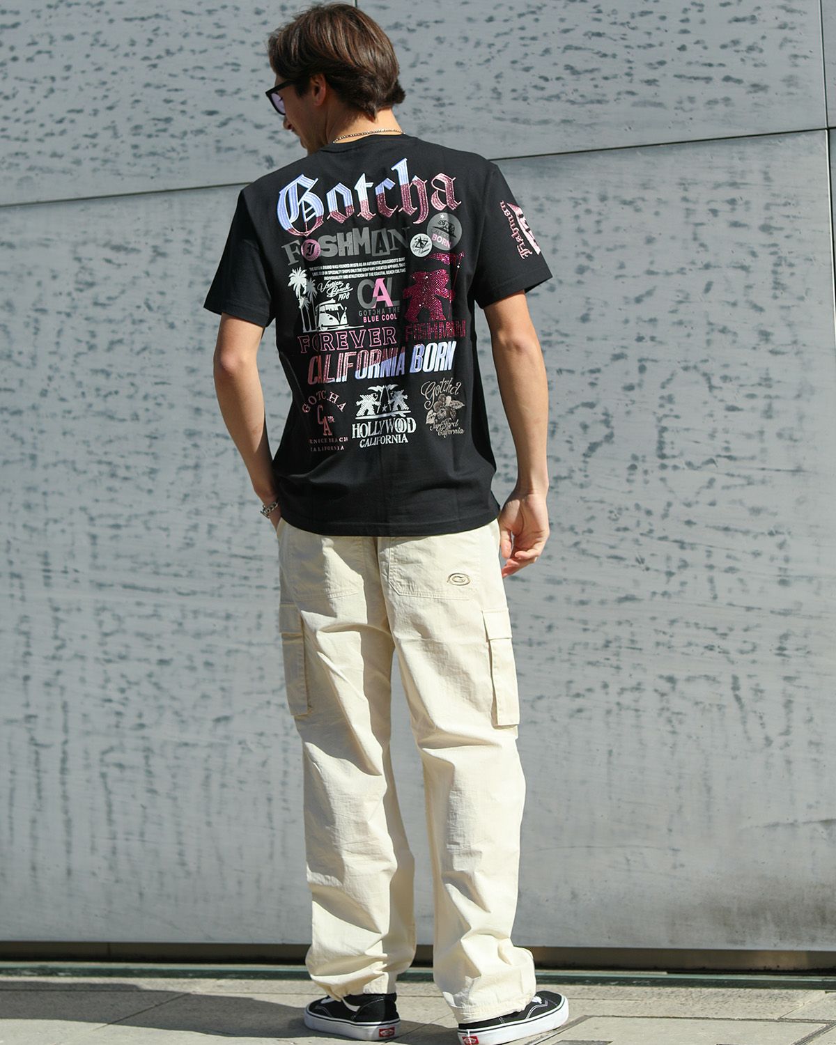 ブラック：180cm/70kg(Lサイズ着用)