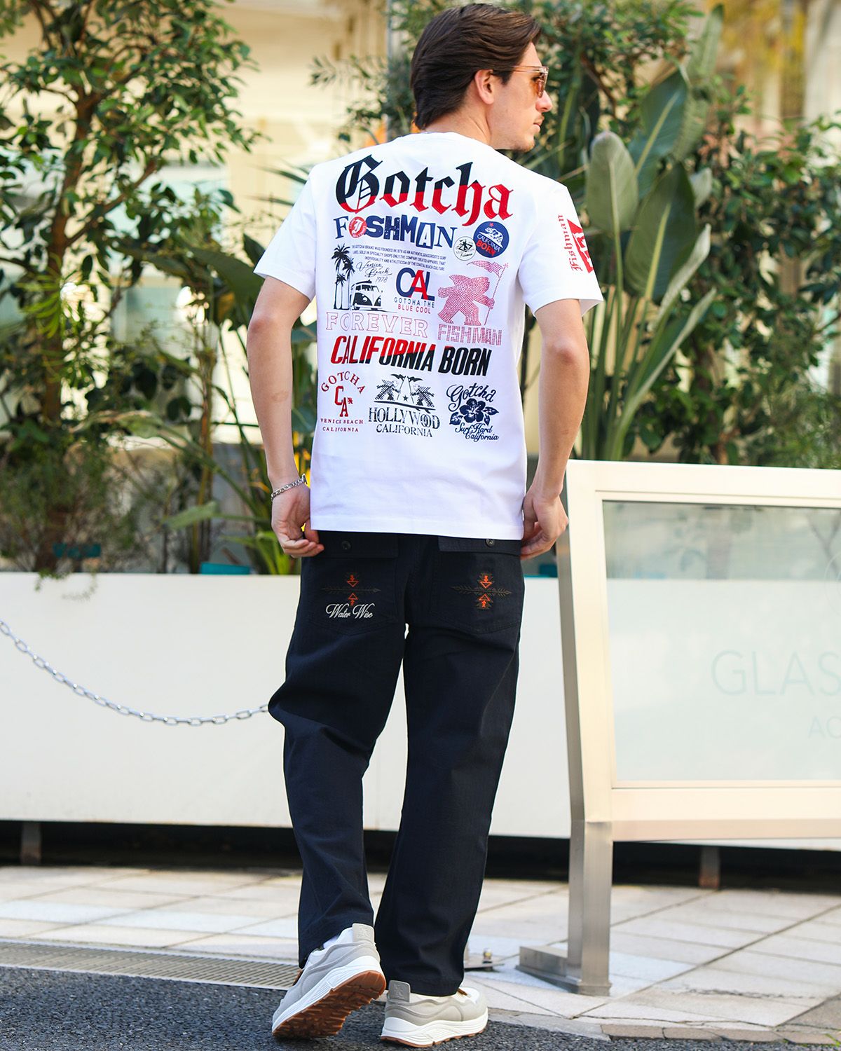 ホワイト：180cm/70kg(Lサイズ着用)