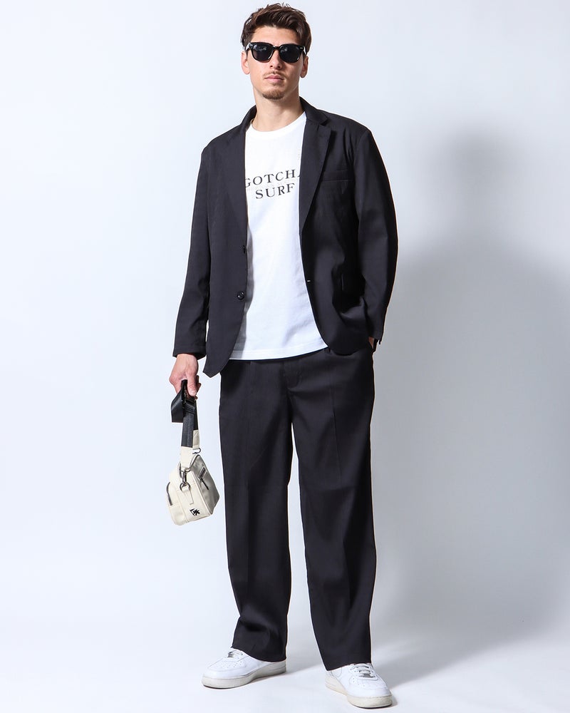 ブラック：180cm/70kg(Lサイズ着用)