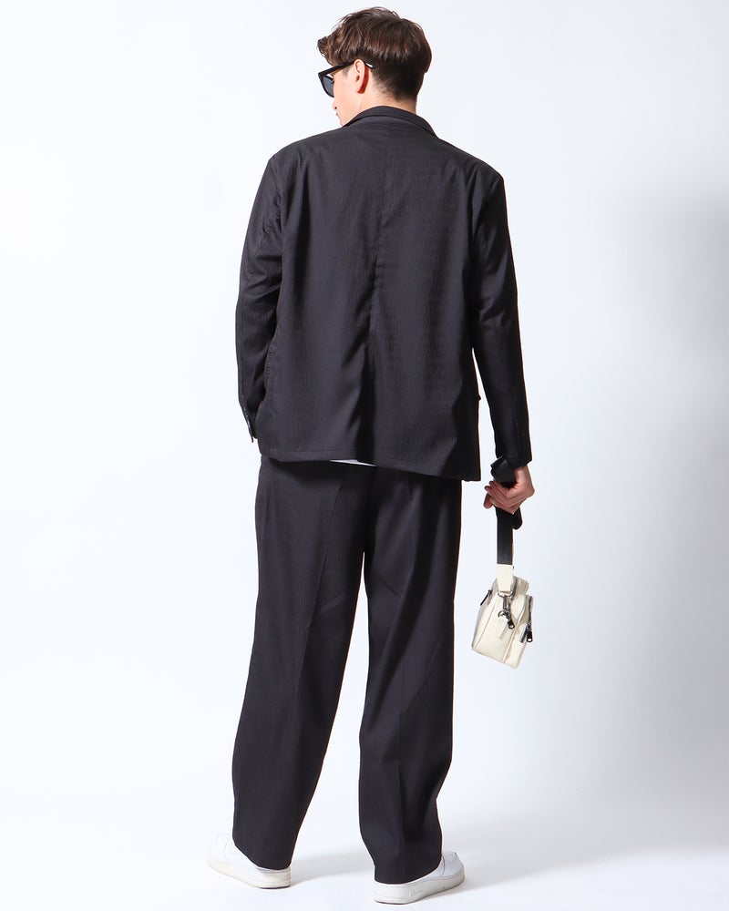 ブラック：180cm/70kg(Lサイズ着用)