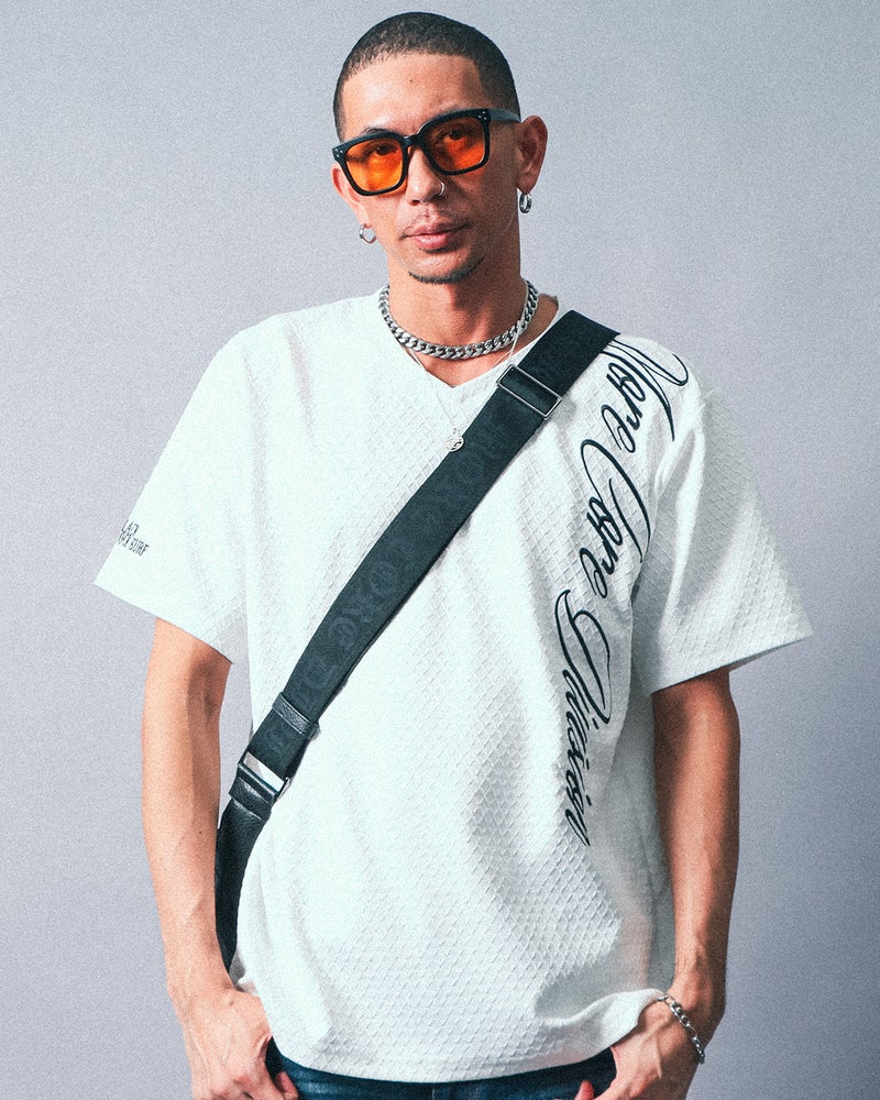 ホワイト：183cm(XLサイズ着用)