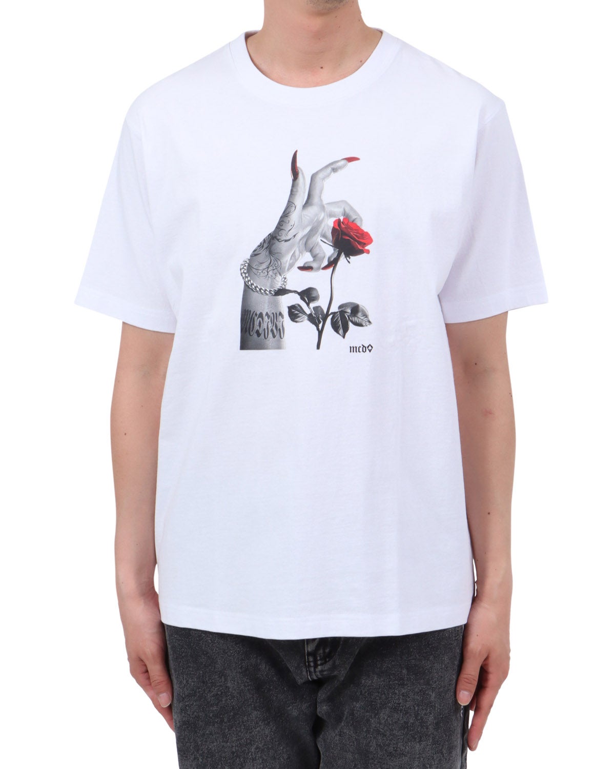 ホワイト：174cm62kg(Lサイズ着用)