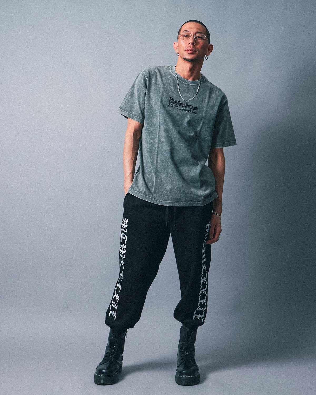 チャコール：183cm(XLサイズ着用)