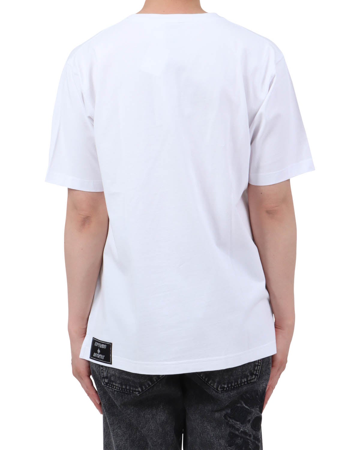 ホワイト：174cm62kg(Lサイズ着用)