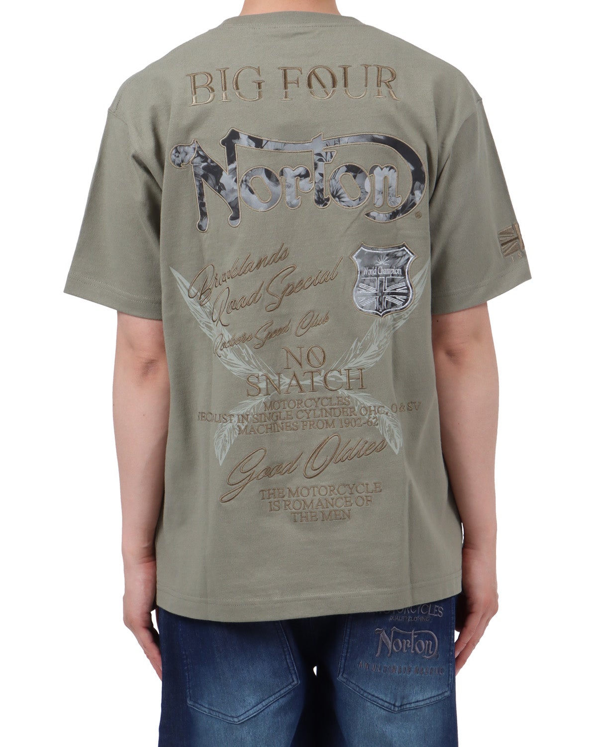 カーキ：174cm62kg(Lサイズ着用)