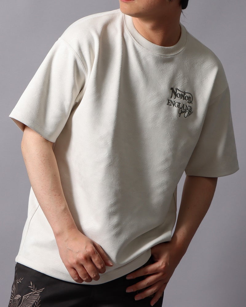 オフホワイト：178cm/75kg(Lサイズ着用)